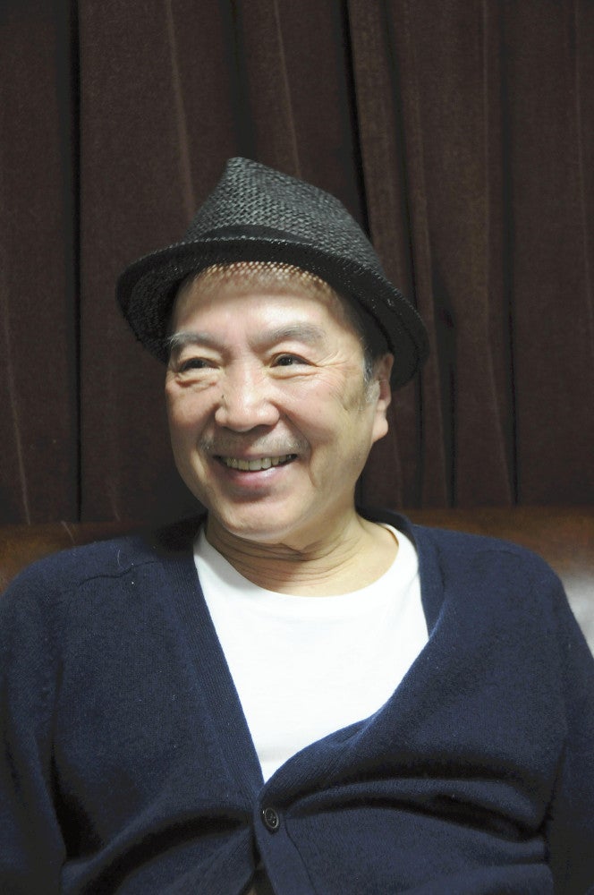 唐十郎さん（２０１１年９月、都内の自宅で）