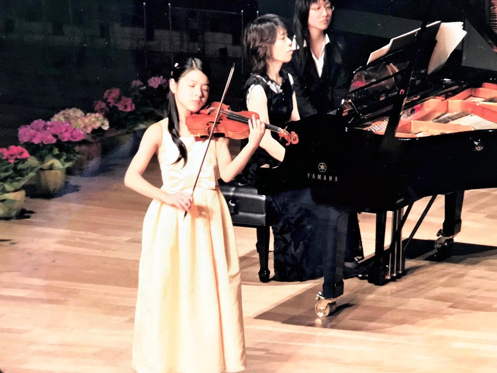 中学生のときには、地元で開かれた「別府アルゲリッチ音楽祭」に最年少で出演した（本人提供）