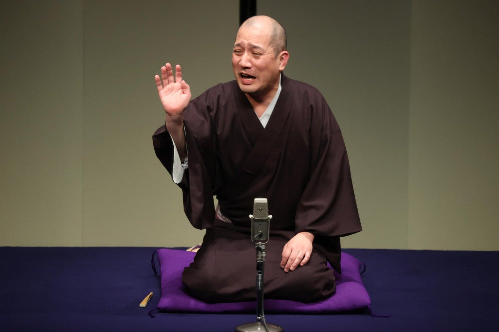 よみうり大手町ホールでの独演会は１１年目に突入した。毎回のネタおろしが聴けるのは一之輔ファンにとって大きな楽しみとなっている（４月１９日、初日の高座）