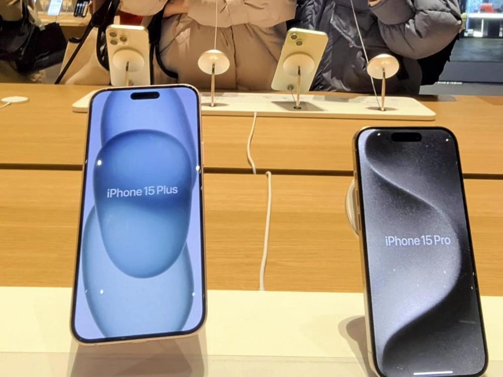 シェア１位のアップル製「ｉＰｈｏｎｅ１５シリーズ」