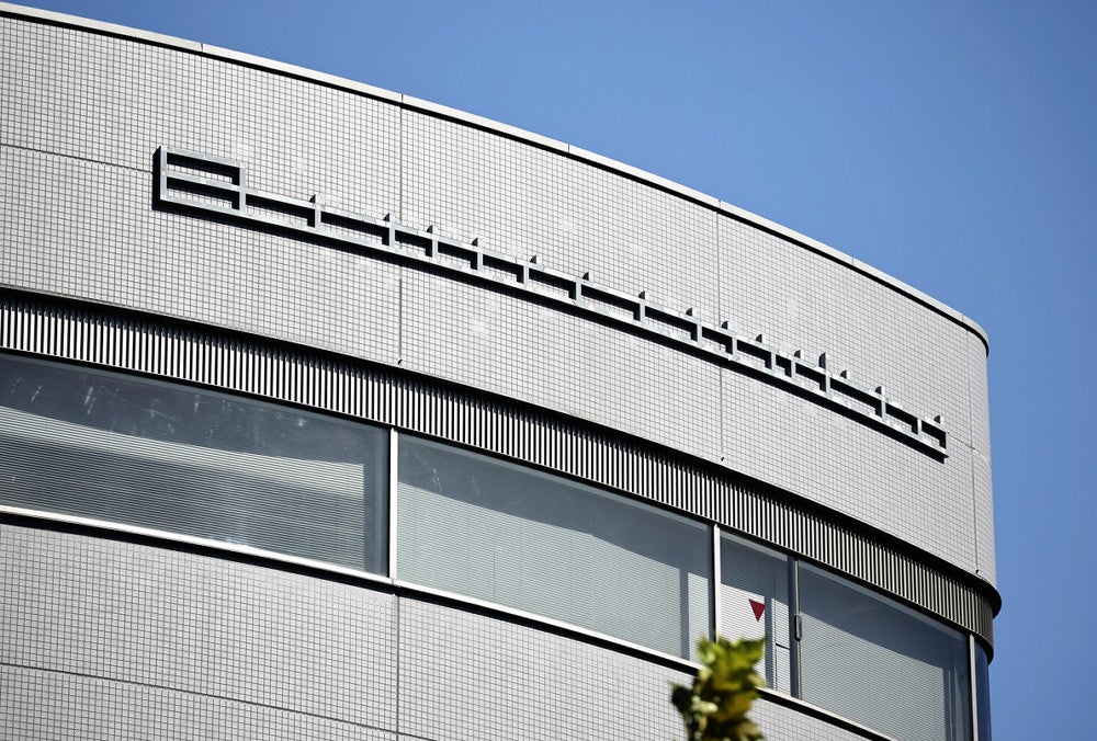 外壁のロゴが撤去された旧ジャニーズ事務所（２０２３年１０月６日）