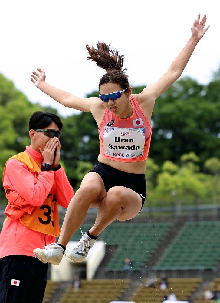 女子走り幅跳びで銅メダルを獲得した沢田優蘭（１９日で）＝木佐貫冬星撮影