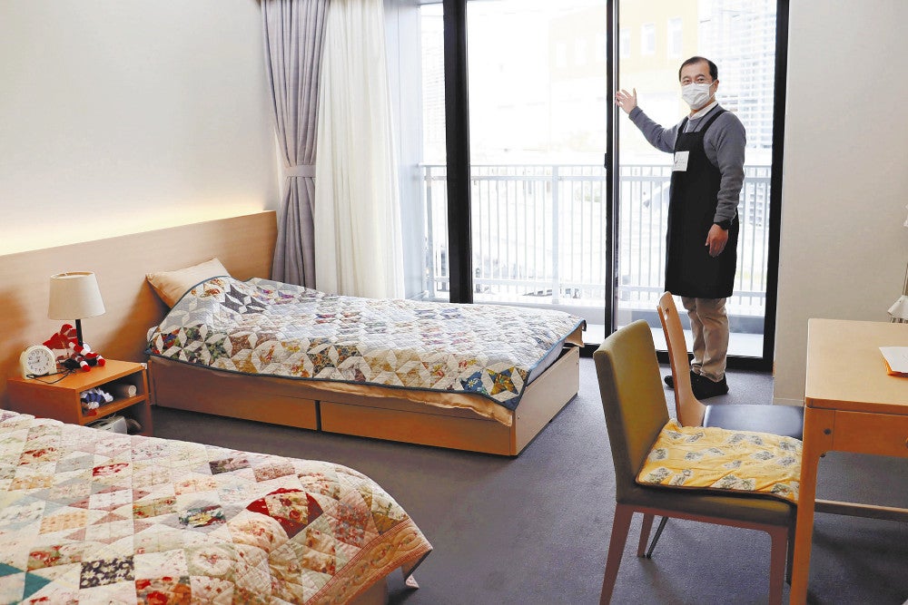 ふくおかハウスの個室。窓からこども病院が見える部屋もある