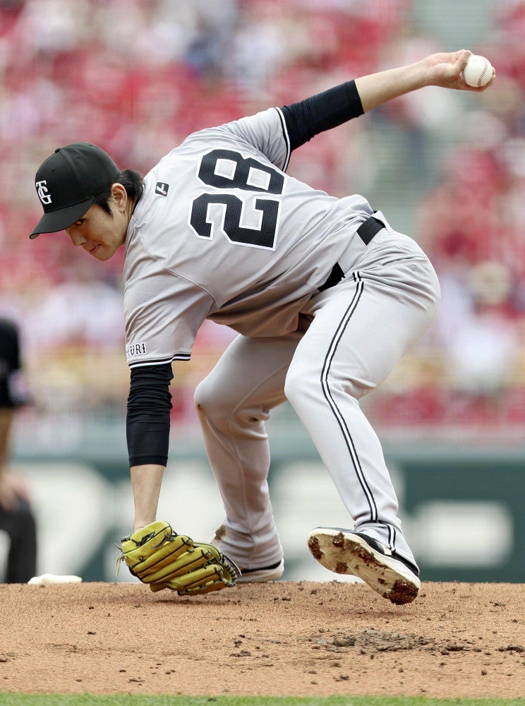 先発の高橋礼（１９日）＝東直哉撮影