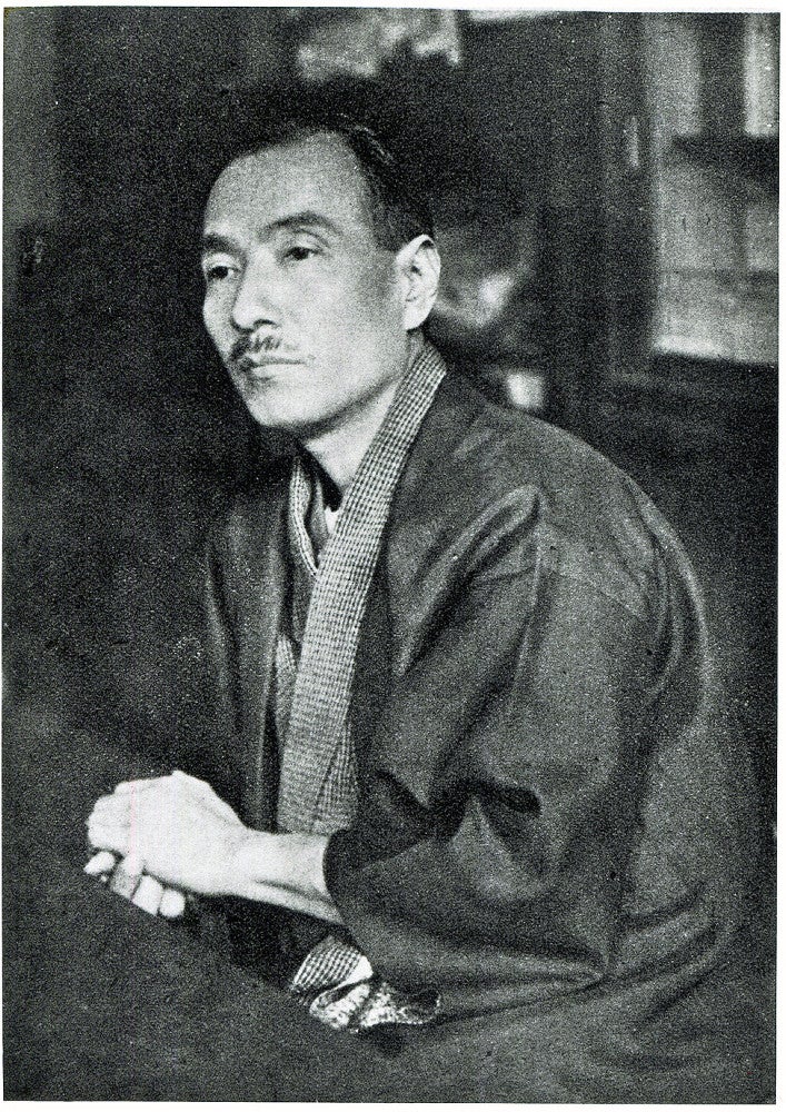 高浜虚子（１９２６年、「ホトトギス」編集室で）＝日本近代文学館提供