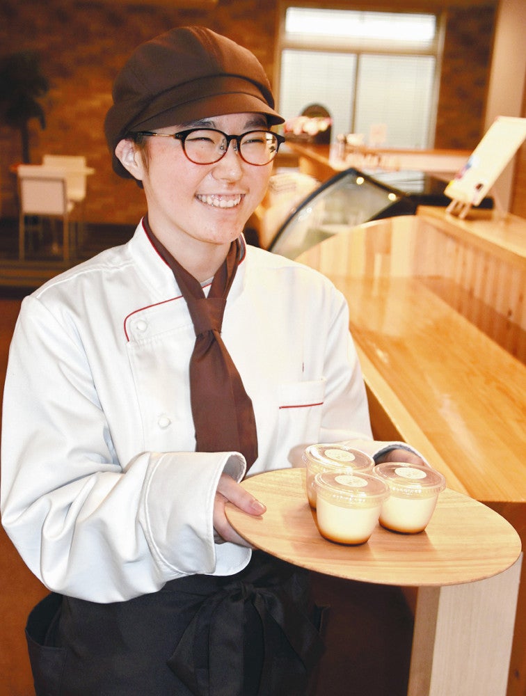 「幼い頃から慣れ親しんだ商店街のにぎわい向上にも貢献したい」と語る久保浦さん