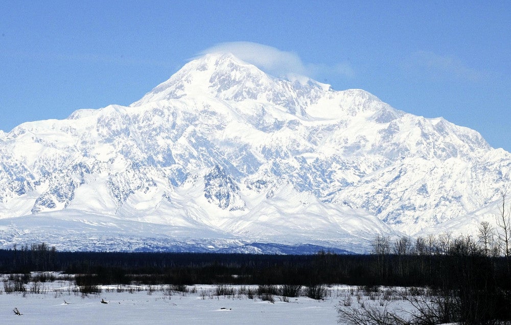 北アメリカ大陸で一番高い山として知られるアメリカ・アラスカ州の「デナリ」（２０１０年３月）