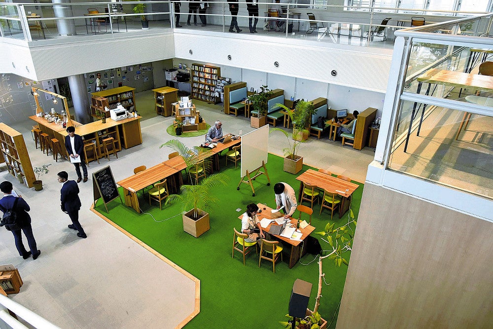 ２地域居住の新たな働き方の拠点として国が注目するワークテラス佐久