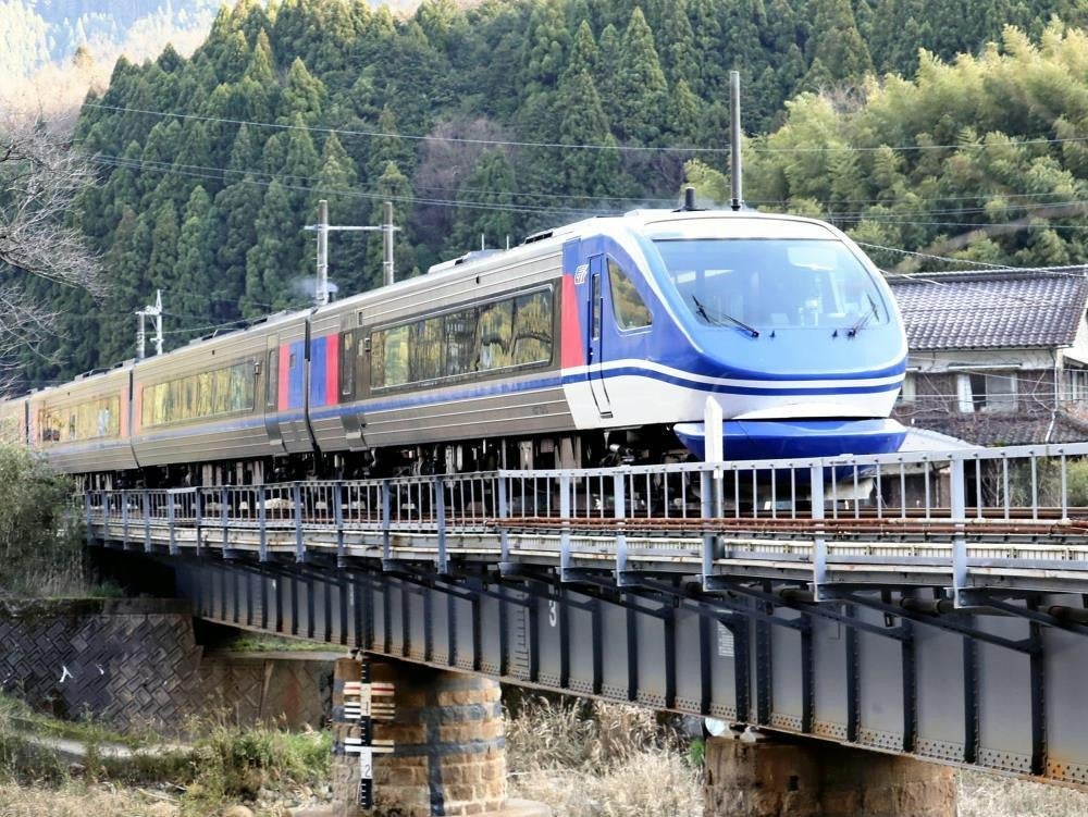 スーパーはくと（２０２３年１２月２５日、鳥取県米子市で）