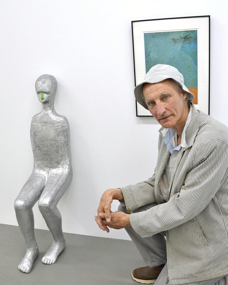 展覧会を企画した作家のヘンク・フィシュさん