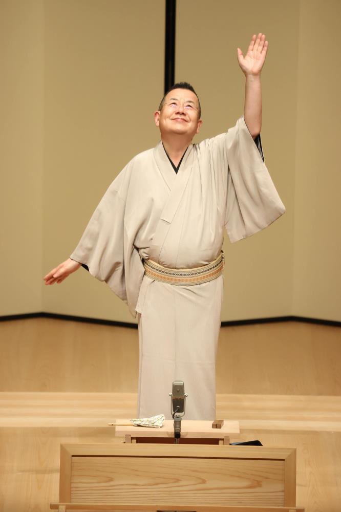 古典と新作の「二刀流」で走り続けて５５周年。時代の流れを敏感に感じ取り、高座でマーケティングしながら練り上げたのが「デジナン」だ