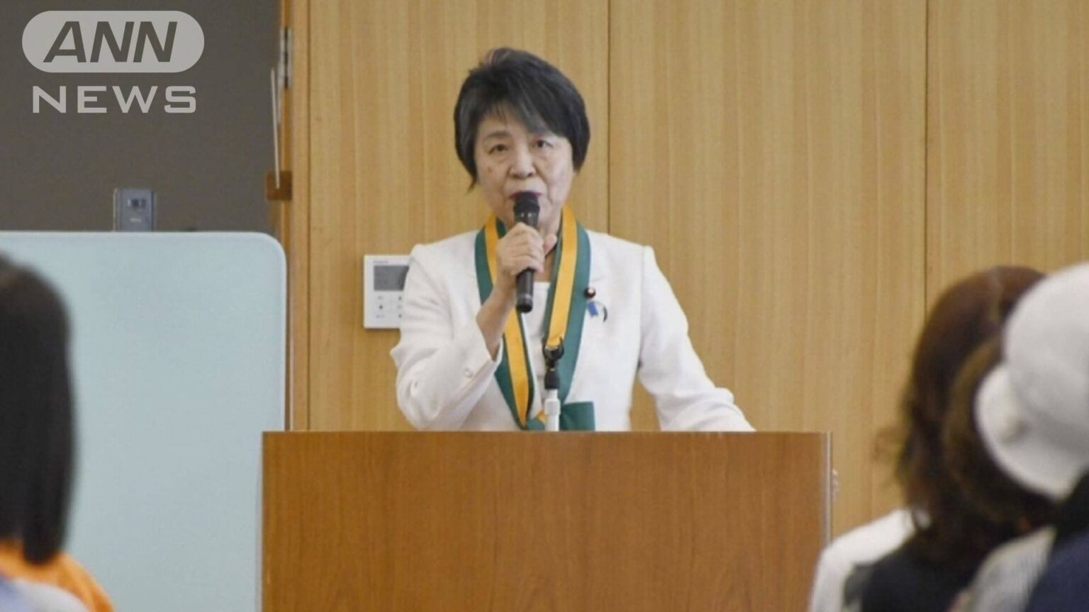 上川外務大臣 「うまずして何が女性か」発言を撤回