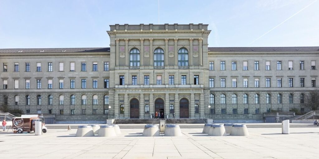 スイスの納税者から補助金を受けている留学生