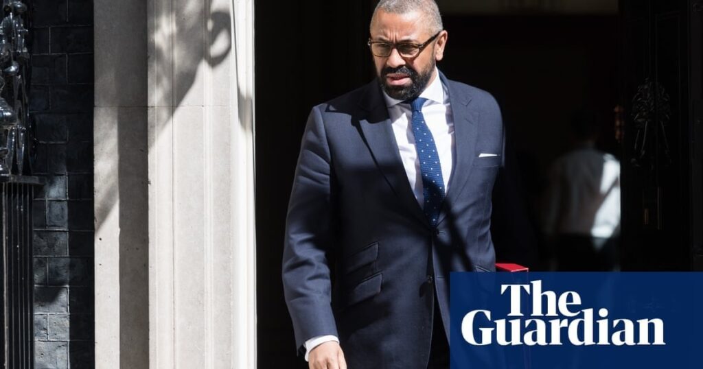 英国、制裁激化でロシア国防駐在官を追放へ | ロシア