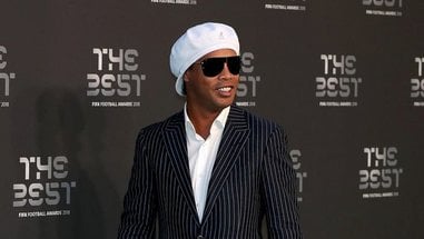 アンドラの実業家、盗作されたとされるロナウジーニョNFTを販売するマネル・トラス氏を支持