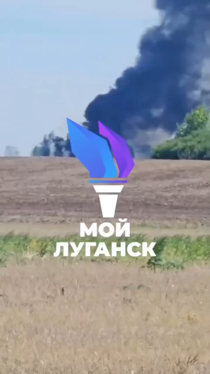 占領下のルハンシク地方スヴェルドロフスクで、弾薬を積んだ迫撃砲トラックが爆発した。