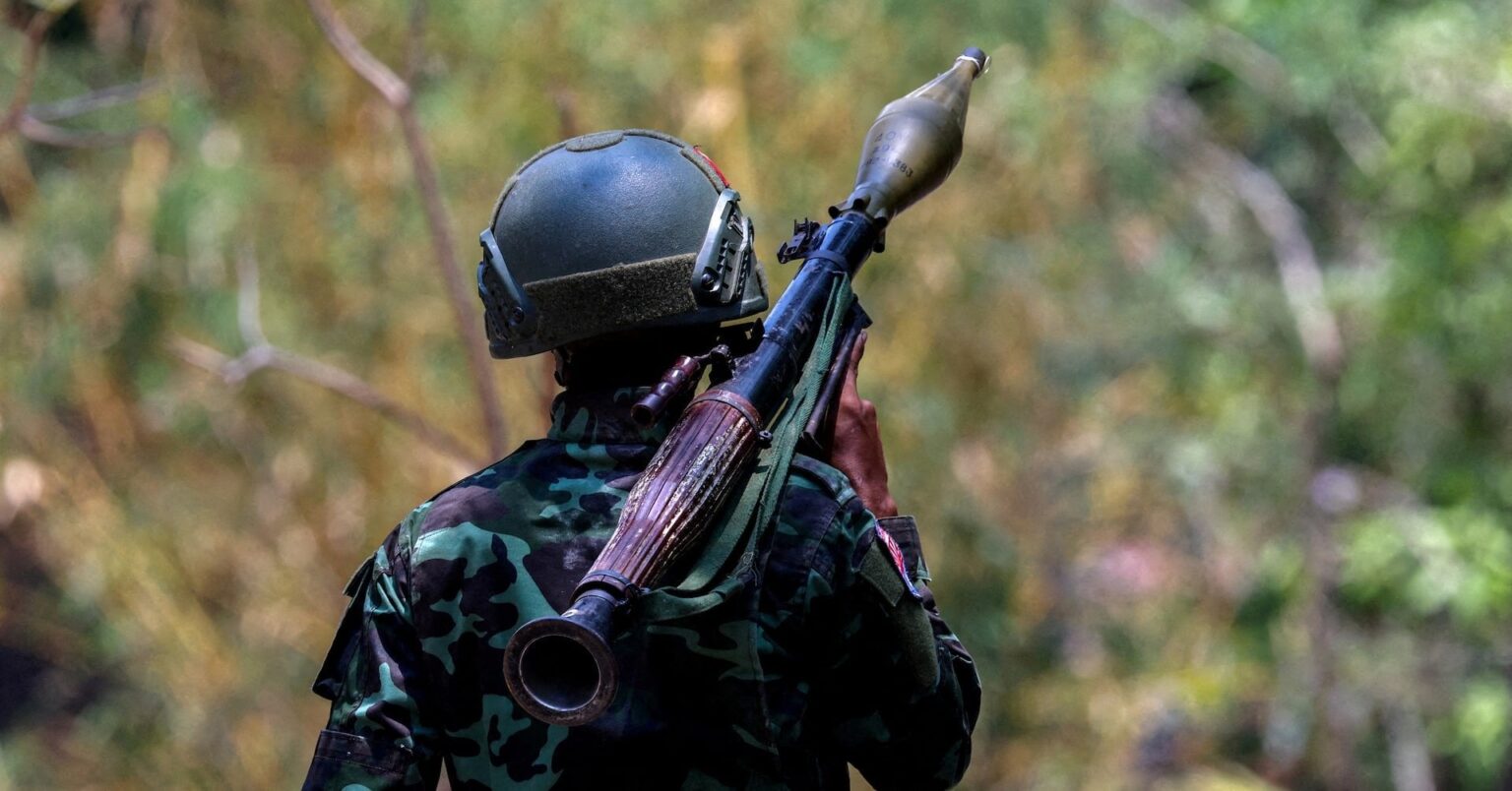 アングル：ミャンマー内戦、国軍と少数民族武装勢力が迎える「転換点」の攻防 - ロイター (Reuters Japan)
