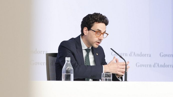 政府はカタルーニャに対し、月曜日に農民らがラ・セウとアンドラの間の道路を寸断しないよう要請する予定