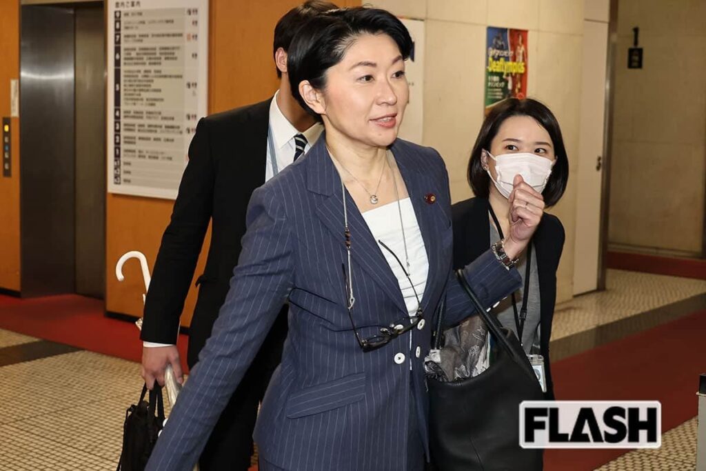 「恥ずかしくないのか」小渕優子氏、夫がTBSHDコンプラ担当執行役員に就任予定で蒸し返される「ドリル優子」の汚名 ―《ドリル姫の旦那がコンプライアンス担当？》