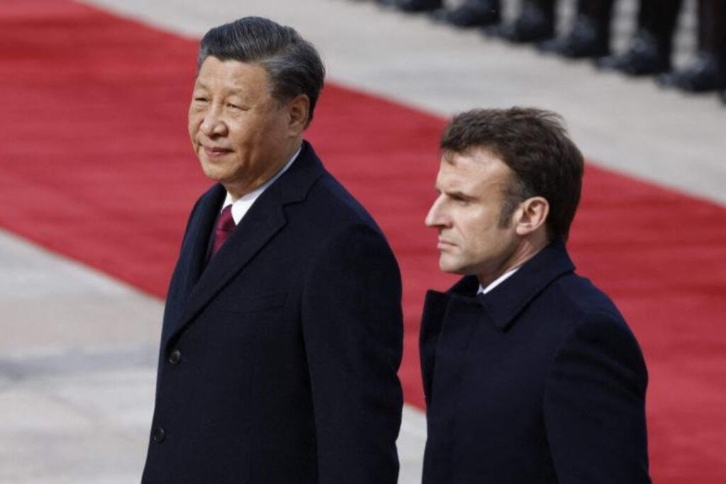 マクロン大統領と習氏会談：オリンピック期間中の休戦支持、中国はロシアに武器を供給しないと約束