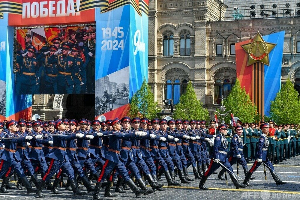 ロシア首都で「戦勝記念日」リハ―サル 戦車やICBM登場 - AFPBB News