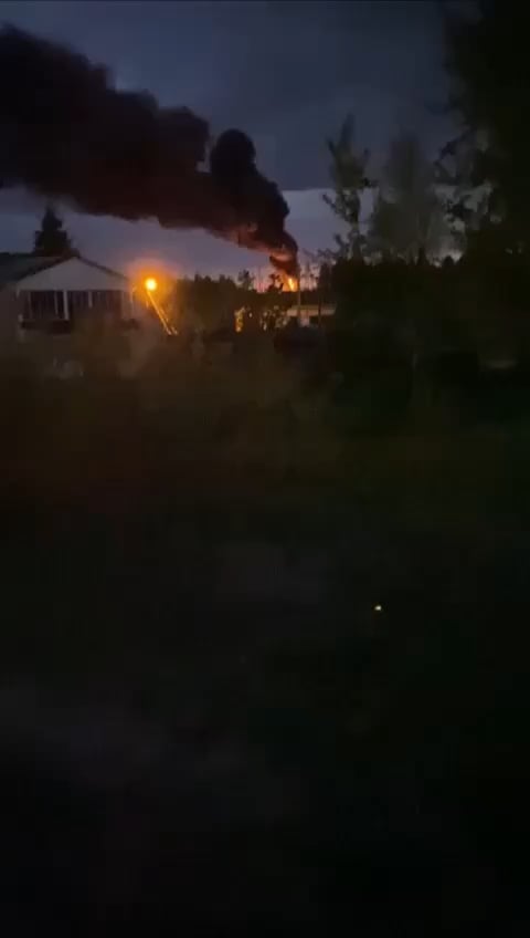 昨夜、ウクライナの無人機がロシアの複数の地域深くを攻撃したスモレンスクの余波