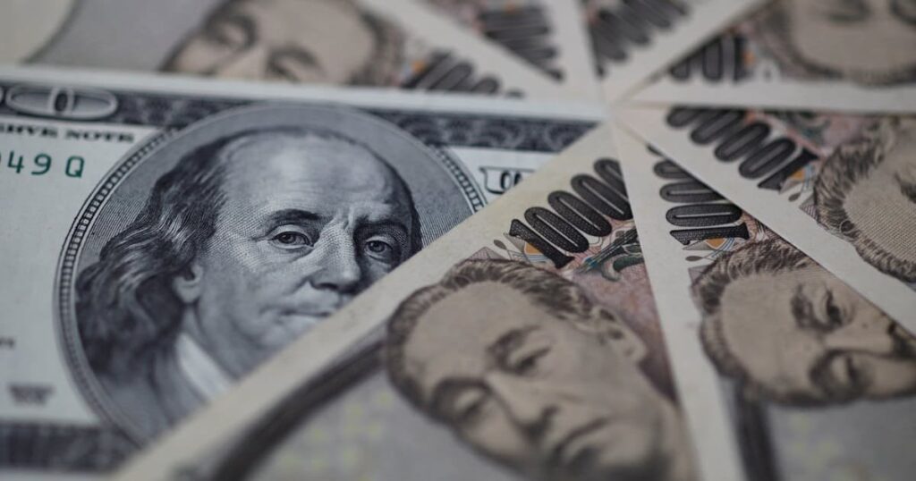 円急騰、一時153円台　FOMC後に4円超上昇