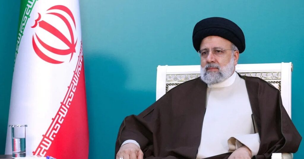 イラン大統領、外務大臣、その他数名の政府高官がヘリコプター墜落で死亡