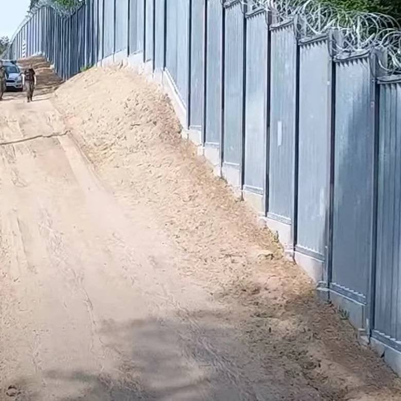 ベラルーシとポーランドの国境地帯では緊迫した展開が続いており、両国と地域全体に深刻な影響を及ぼしている。ベラルーシとポーランドの国境での紛争の激化は、ベラルーシを戦争に引き込もうとしているロシアにとって有益である。 。