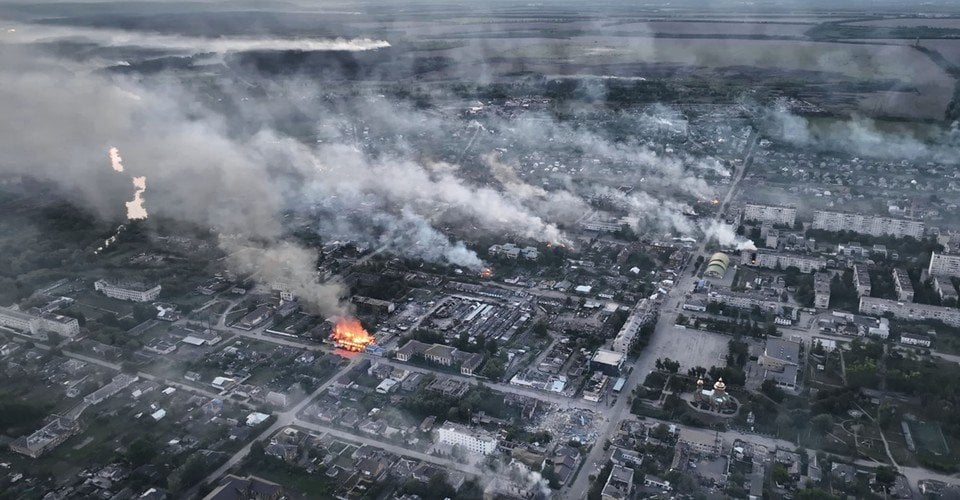 写真：ウクライナ人はロシアの攻撃からハリコフを守るために戦う