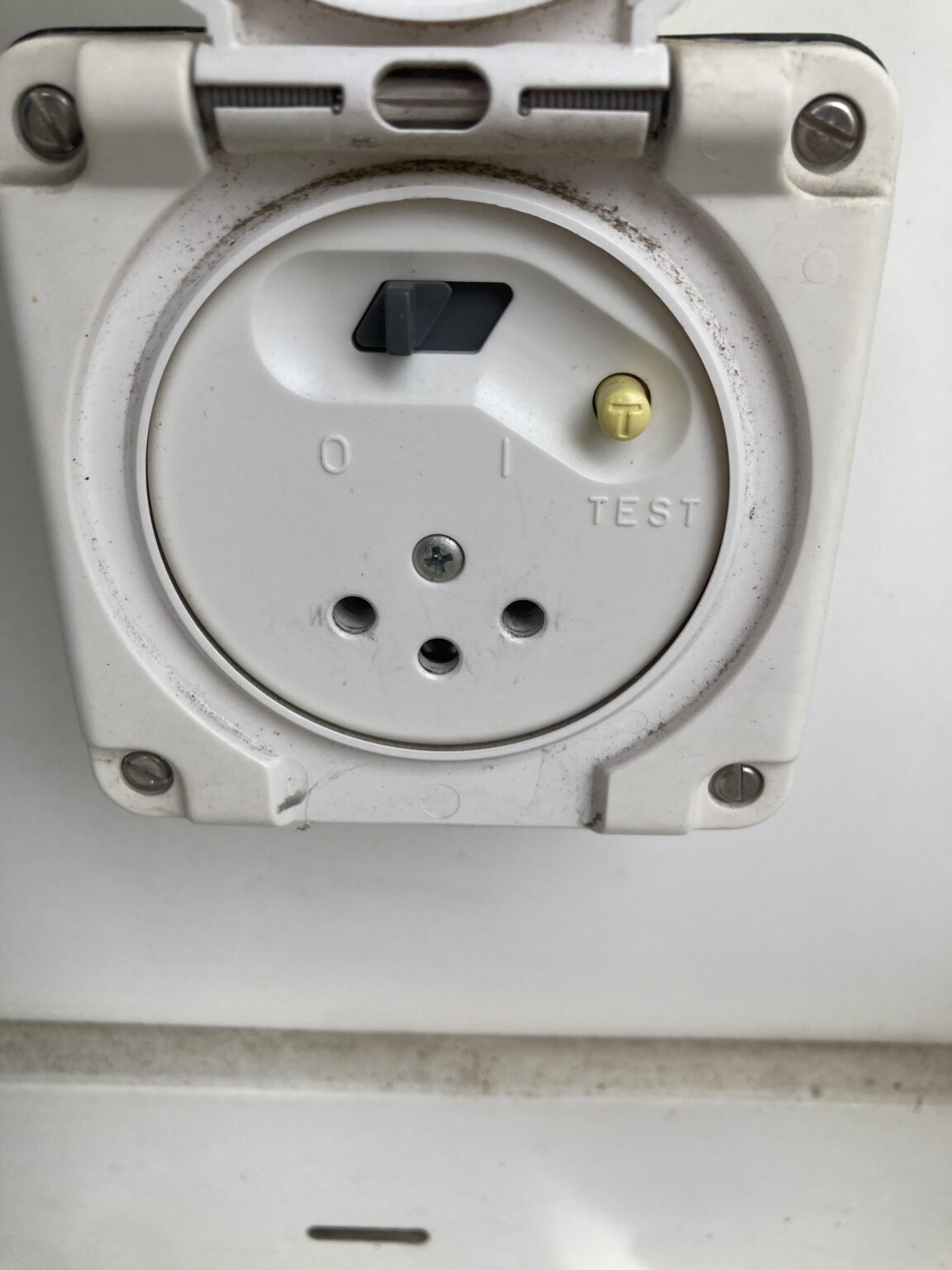このソケットは機能しますか? このソケットは機能しますか?