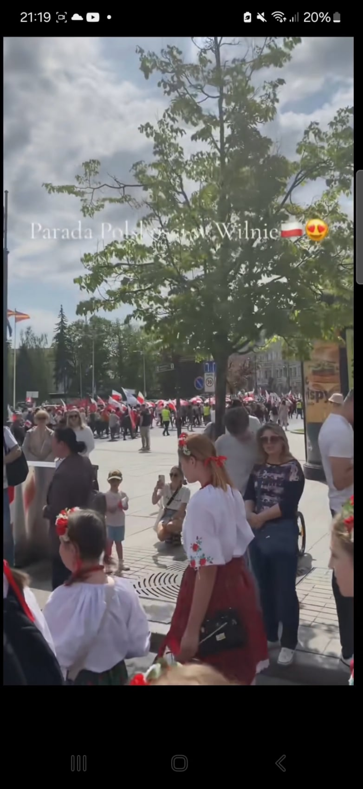 ビリニュスのポーランド人によるポーランドらしさのパレード