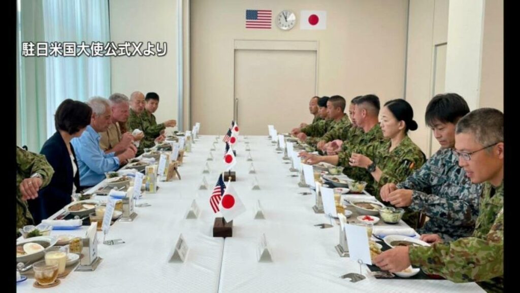 エマニュエル駐日米国大使が与那国・石垣訪問 軍も同行