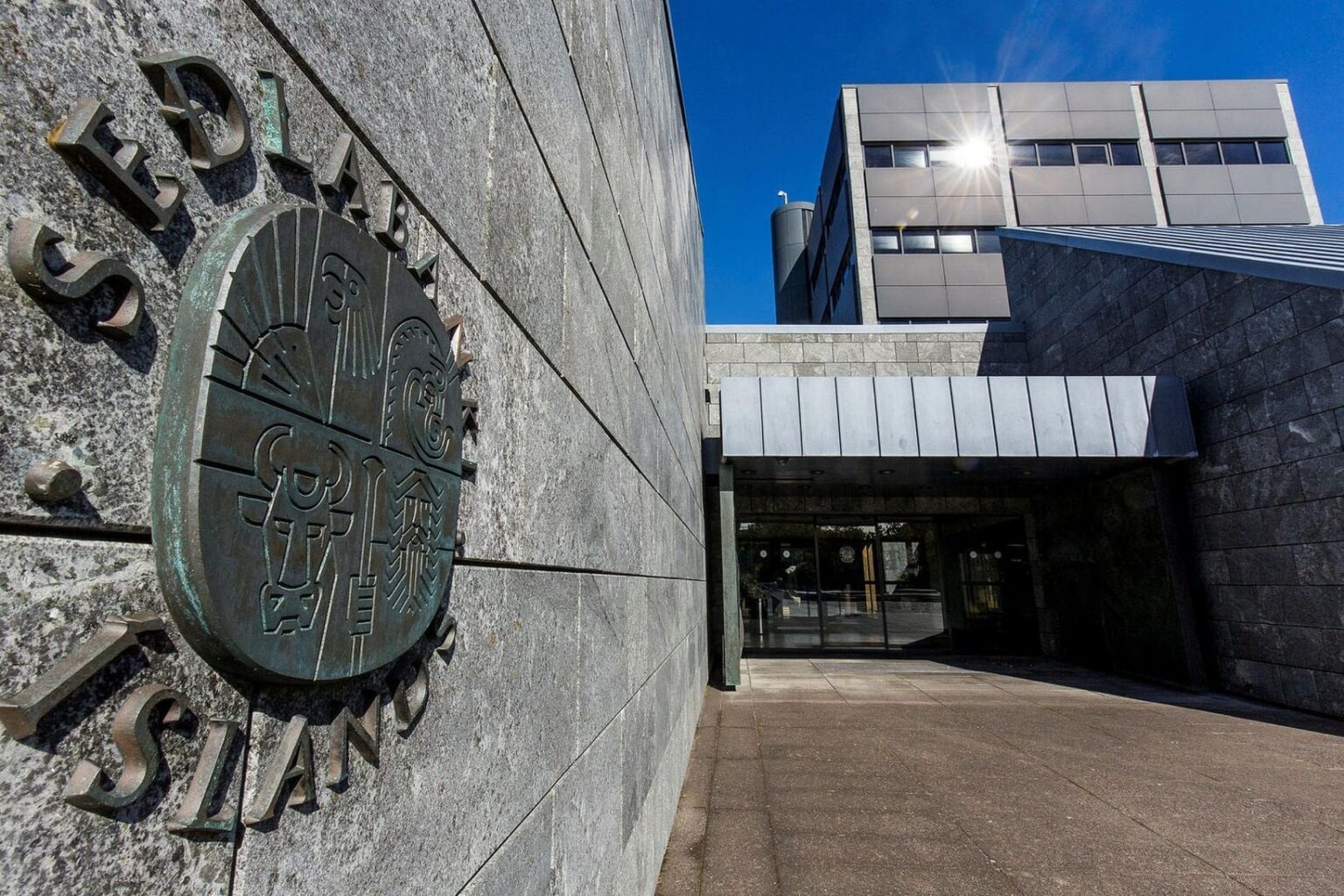 中央銀行の主要金利は据え置かれる