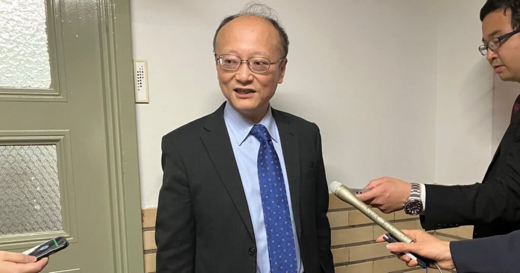 神田真人財務官、円の信認維持には「努力必要」 円安進行で - 日本経済新聞
