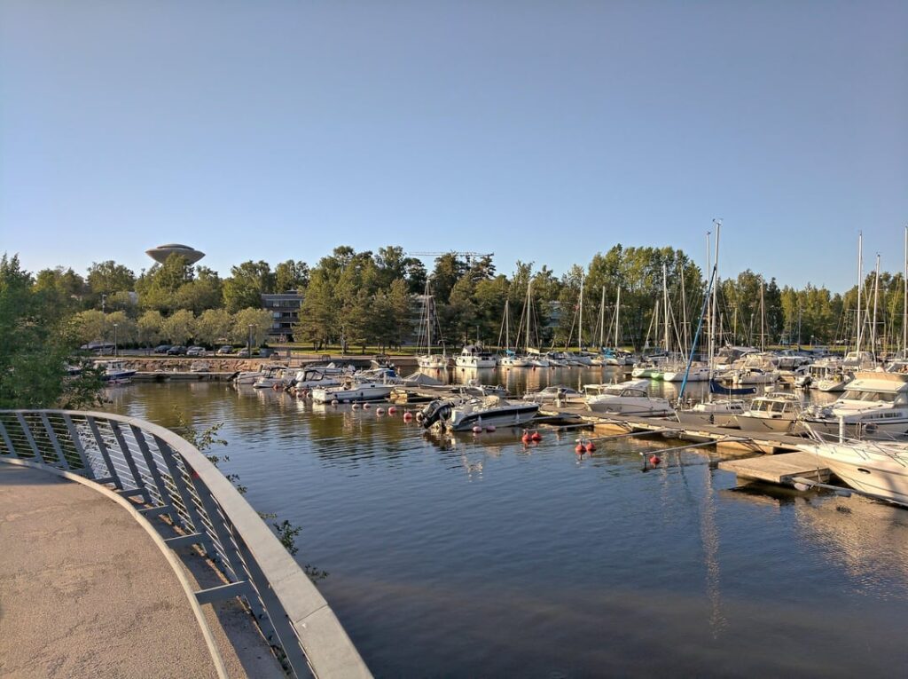 フィンランド、ヘルシンキ都市圏からの写真 [OC]