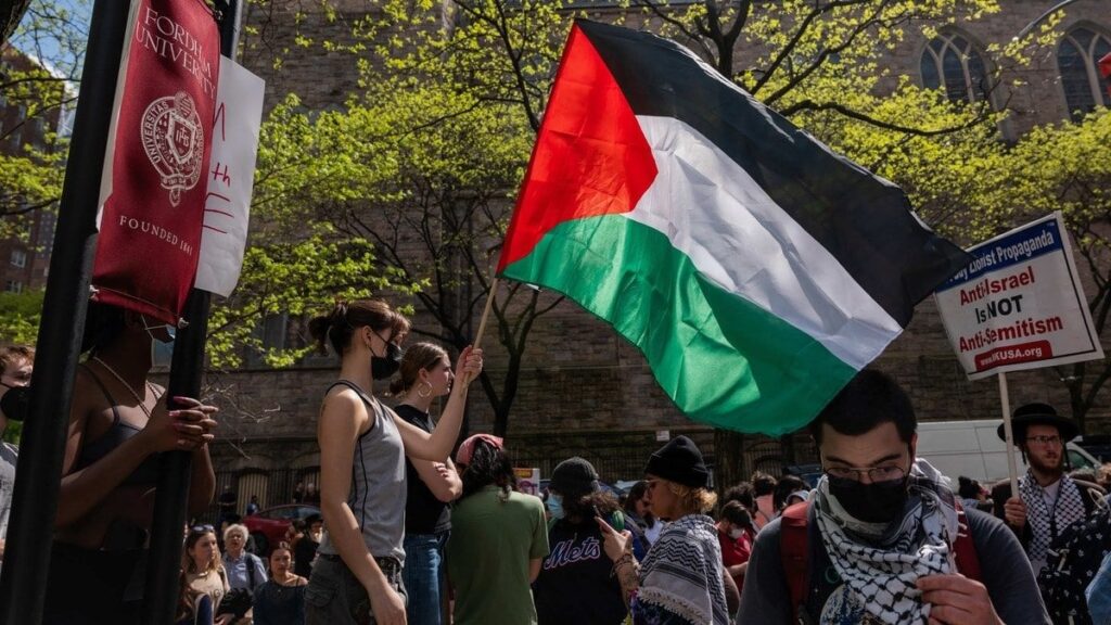 全米に拡大､｢ガザ抗議デモ｣が招く意図せぬ結末 - 失望する若年層､バイデン氏再選に新たな影