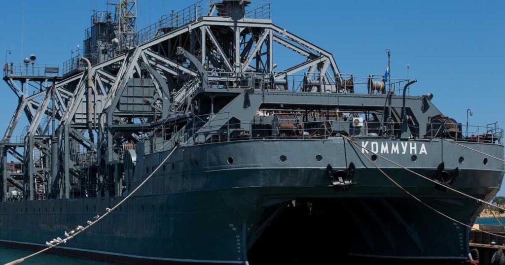 クリミア拠点の露ミサイル艦、全滅か ウクライナ、「最後の１隻」の撃破発表 - 産経ニュース