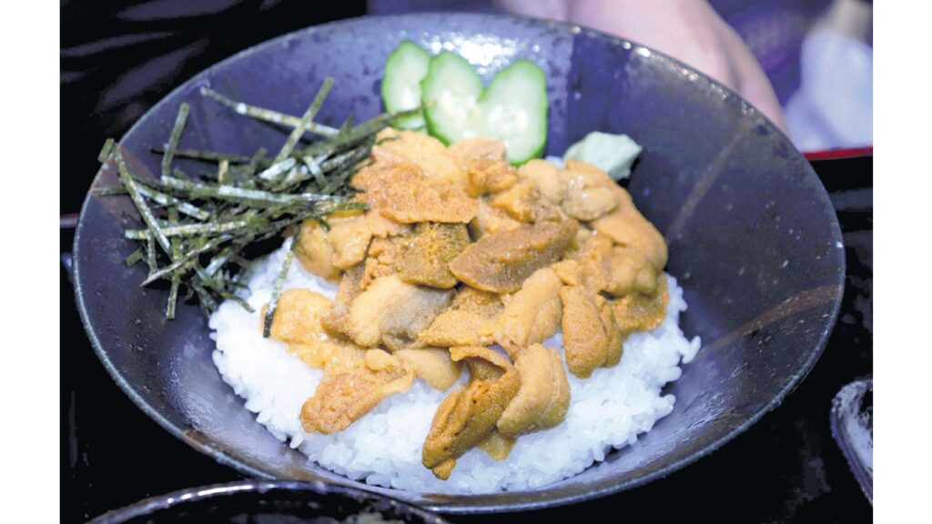 [ニュース] 埼玉県久喜市 温泉水で育った養殖ウニ提供