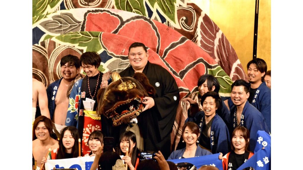 [大相撲] 大の里、避難所に貼られた新聞記事に「応援してくれてると実感」…故郷の祝賀会には支援者５５０人