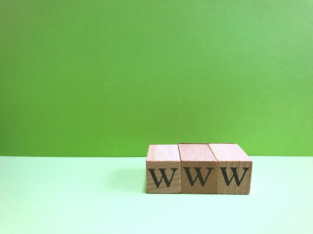 文末の「ｗｗｗ」が敬遠される理由 高速で変化する“若者言葉” 昨年の流行語はもはや“死語”【旧2ちゃんのネットスラング】