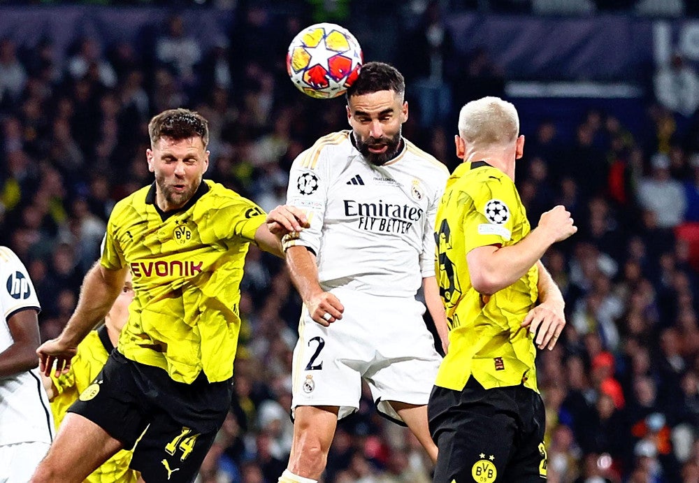 レアル・マドリードのカルバハル（中央）が先制ゴールを決める＝ロイター