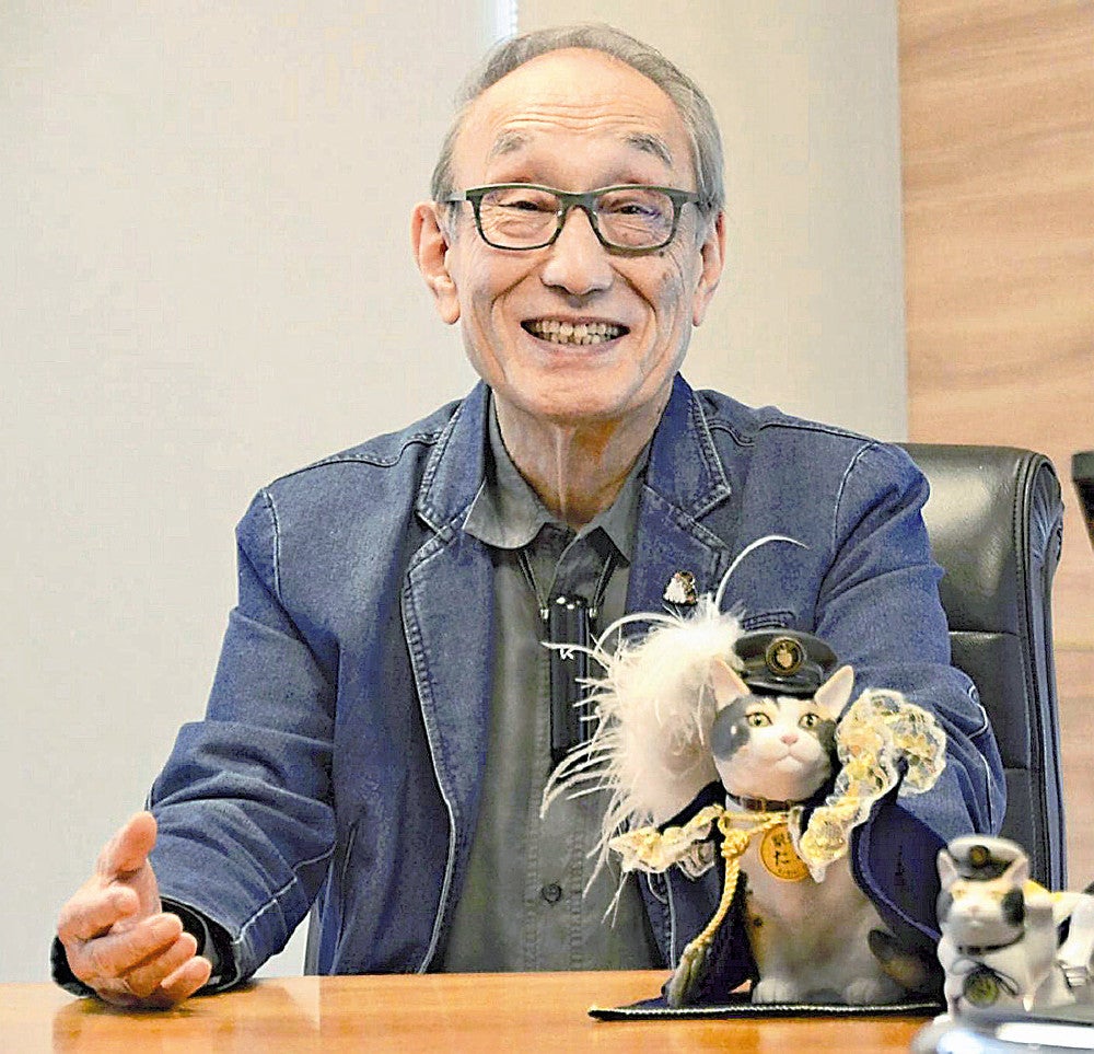 当時を振り返る小嶋さん（岡山市北区で）