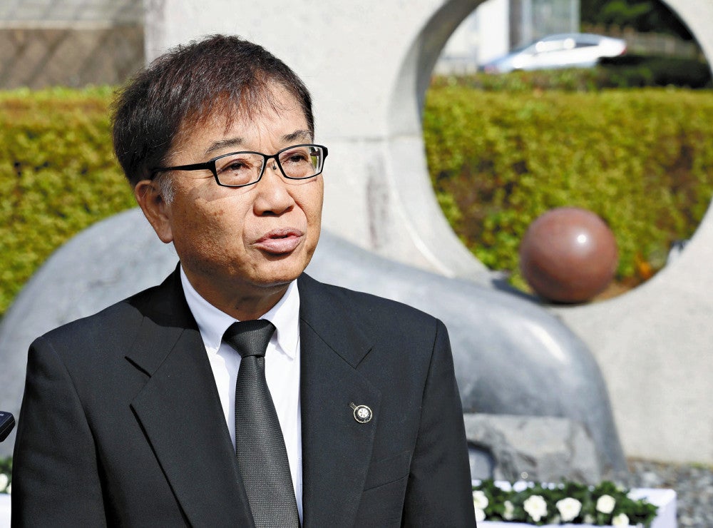 災害に備える決意を語る島原市長の古川隆三郎さん（３日午前８時４１分、長崎県島原市で）＝秋月正樹撮影