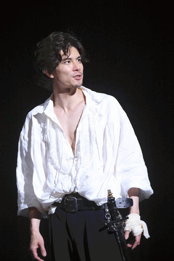 「ハムレット」の柿澤勇人（写真・宮川舞子）