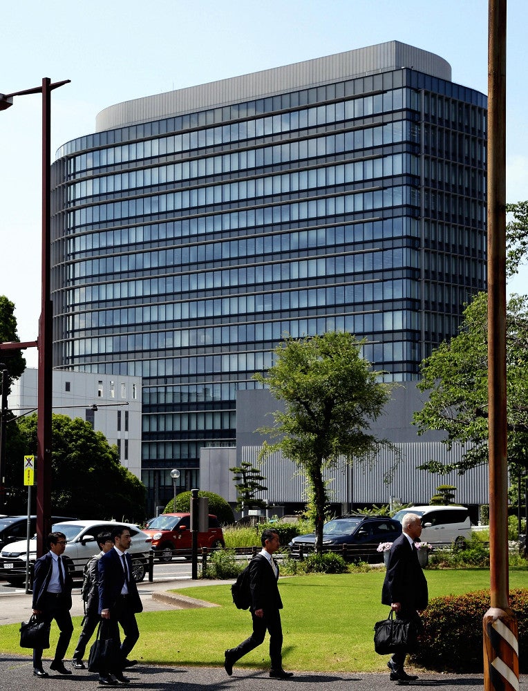 国交省の立ち入り検査を受けるトヨタ自動車本社（４日午前、愛知県豊田市で）＝稲垣政則撮影