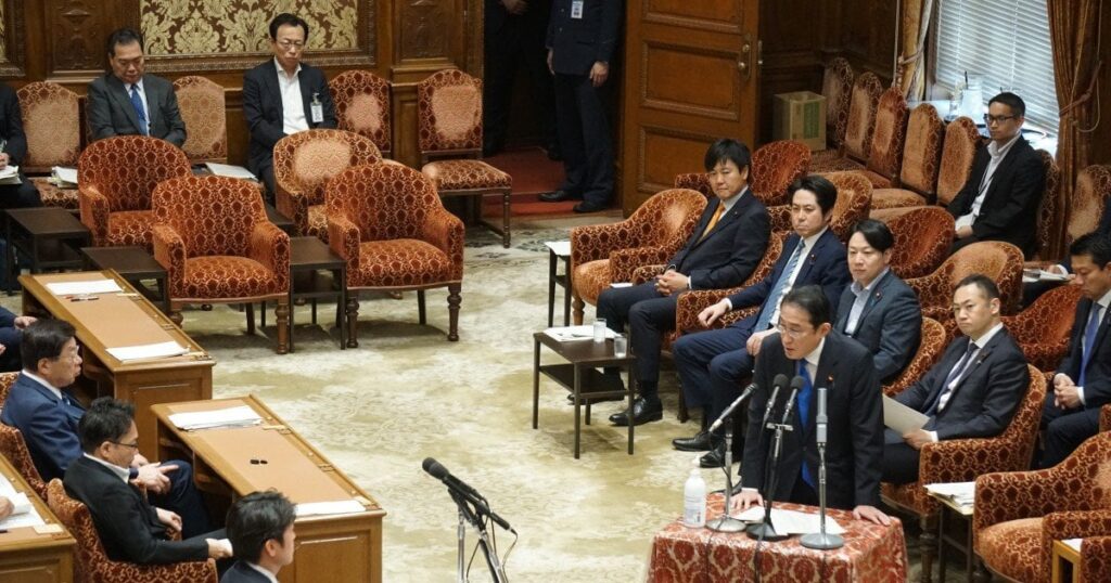 「記者に張り込みされるから公開できない」抜け穴だらけの政策活動費、維新が領収書黒塗りを主張した驚きの理由 ― 自民党と維新だけが政策活動費の温存に固執