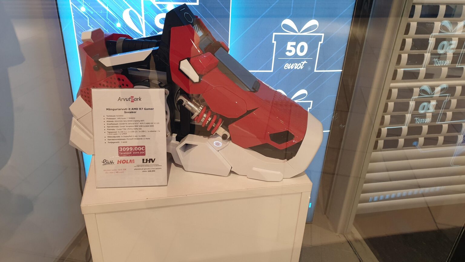 変装したロボット