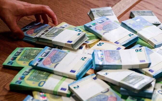 州は計算を完了しました：昨年の予算から7億5,000万ユーロが使用されませんでした