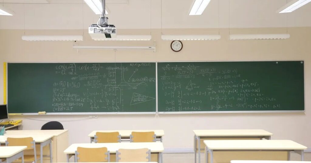 生徒のほぼ4分の1が小学校の算数試験に失敗した